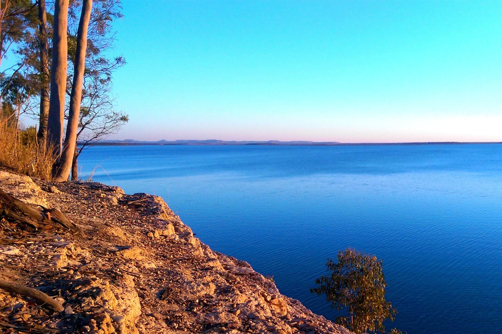 Fairbairn Dam & Lake Maraboon
